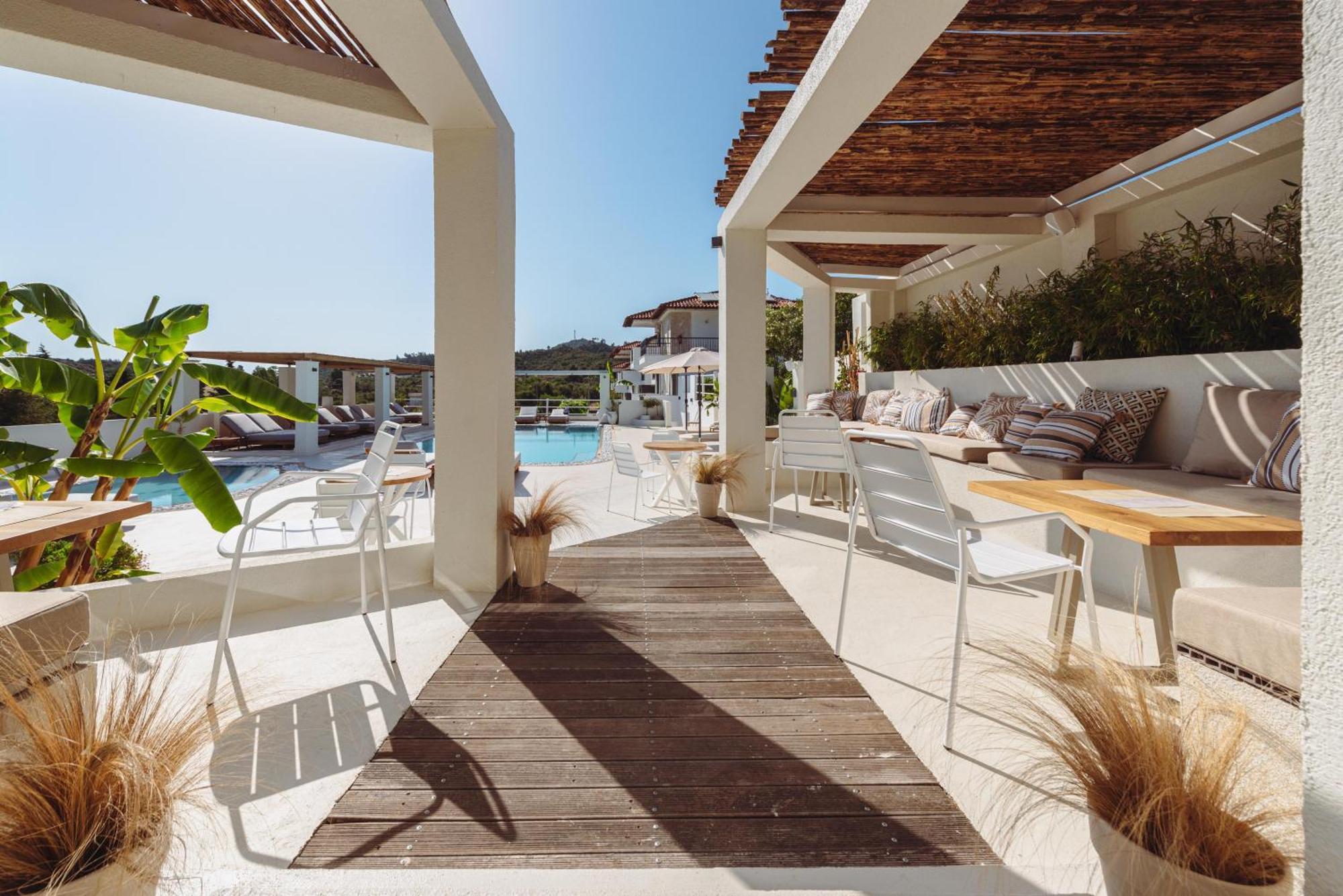 Ampelia Kassandra 3*