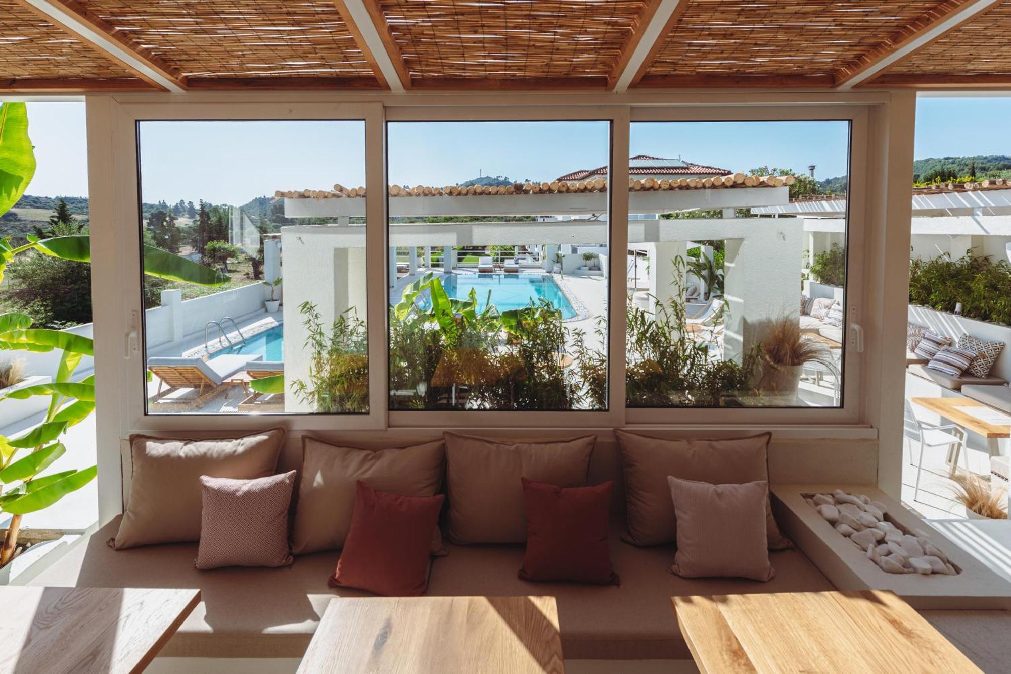 Apart Otel Ampelia Kassandra