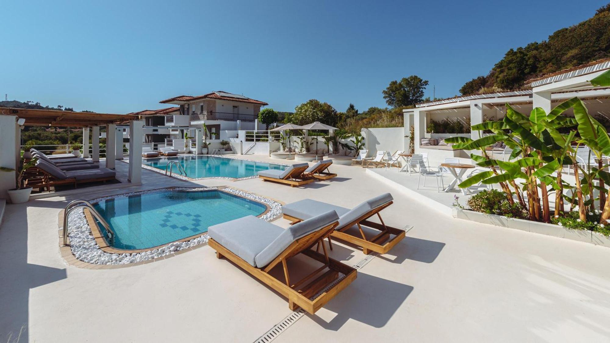 Ampelia Kassandra Apart Otel