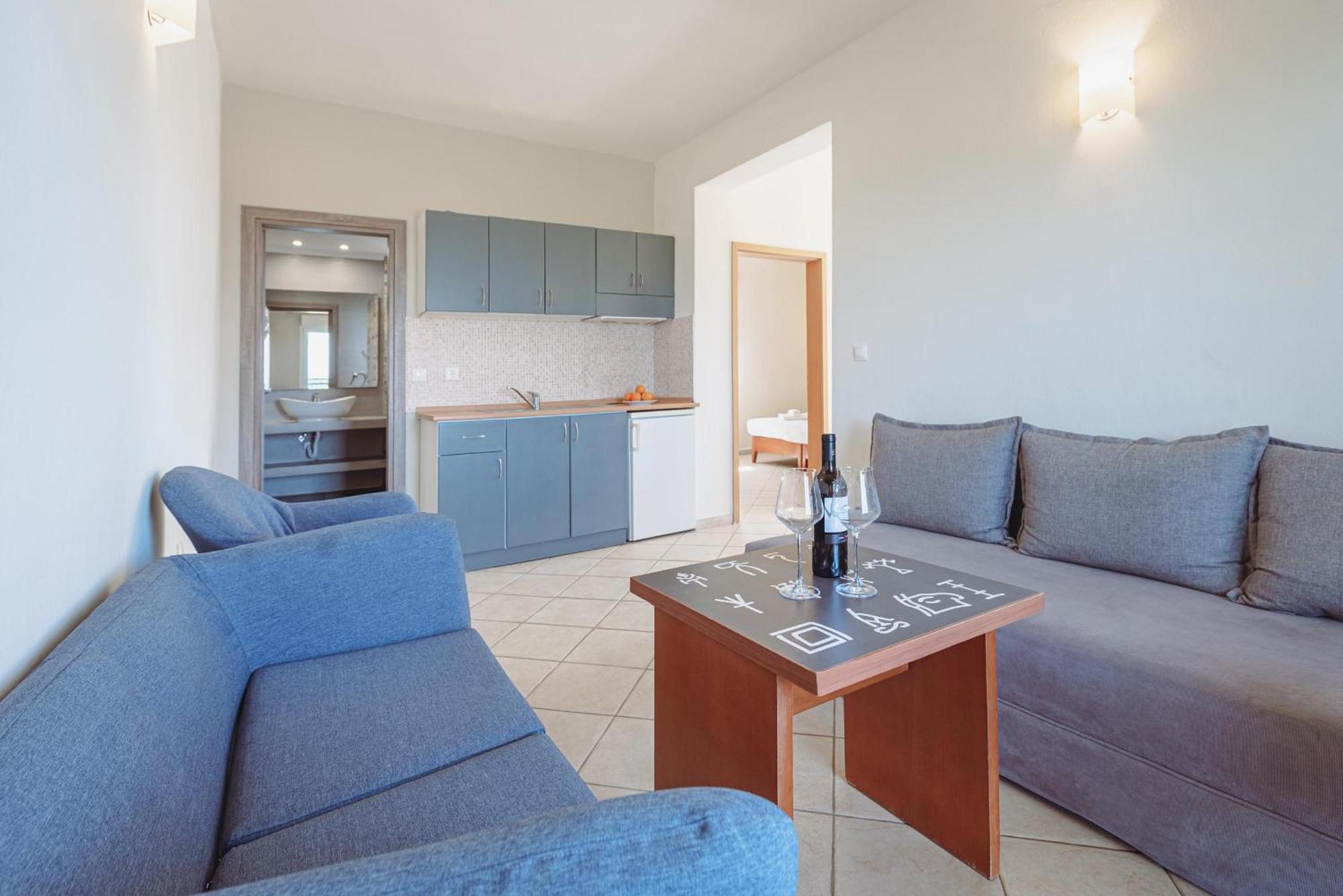 Apart Otel Ampelia Kassandra