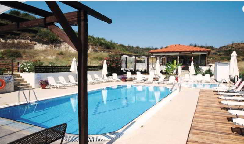 Ampelia Kassandra 3*
